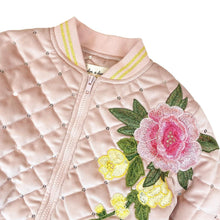 Load image into Gallery viewer, Floral Embroidered Quilted set
