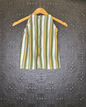 Load image into Gallery viewer, VERTICAL STRIPE CULOTTES W/ POCKETS AND BOTTON
